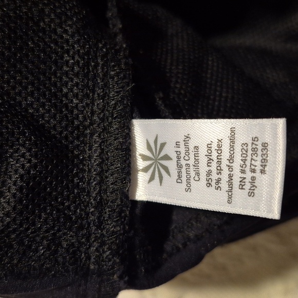 Athleta women's size 2 black leg 1 cargo pocket, 1 zipper pocket pant, EUC - Picture 8 of 10
